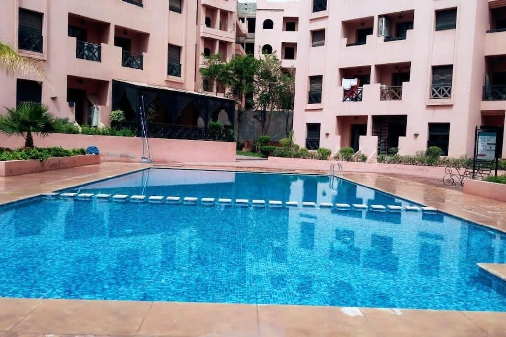 Appartement Confortable Avec 5 Piscines Marrakesch Exterior foto