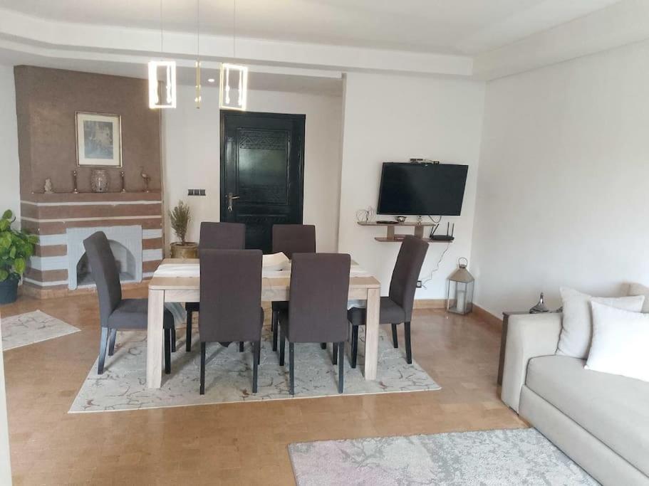 Appartement Confortable Avec 5 Piscines Marrakesch Exterior foto